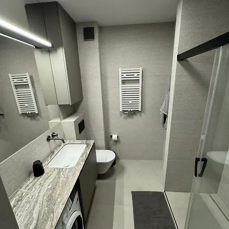 شقة Sea View Szeroka Spokojna Plaza Z Widokiem Na Morze بوغورزيلكا